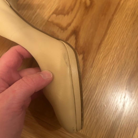 Banana Republic Women's Nude Heels - Picture 3 of 16